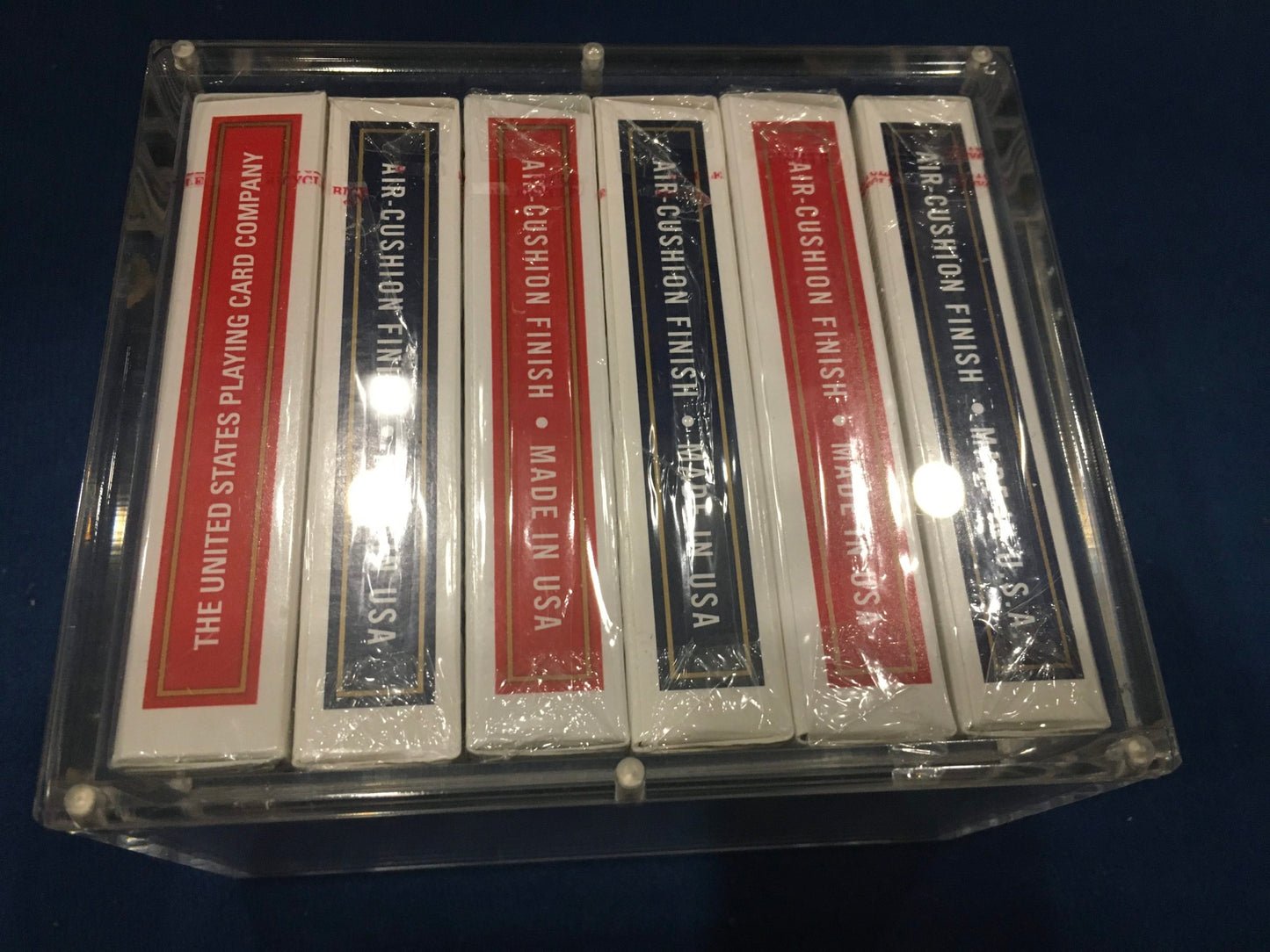 Carat X Half Brick BOX, peut contenir 6 jeux de cartes, utilisé