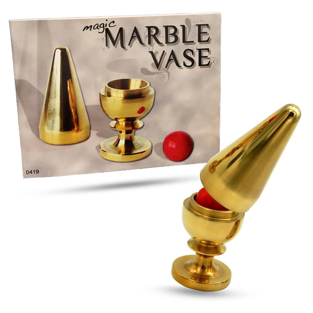 Vase en marbre, créateurs de magie