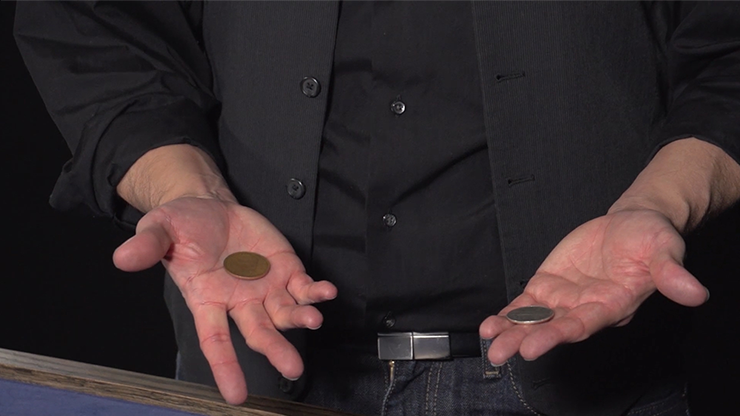Kainoa on Coins - Inferential (with DVD and Gimmicks)
