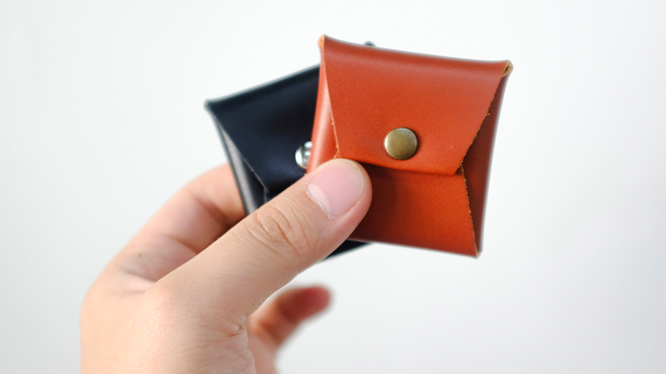Square Coin case, Black Leather by Gentle Magic