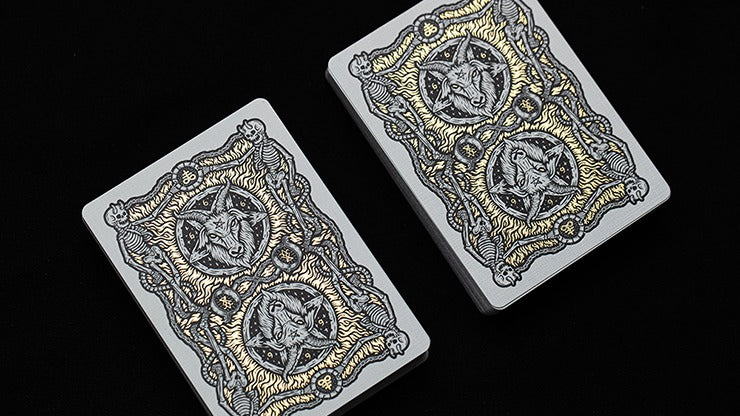 666 Dark Reserves, cartes à jouer en feuille d'or