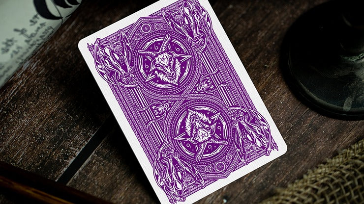 666 cartes à jouer violettes par Riffle Shuffle