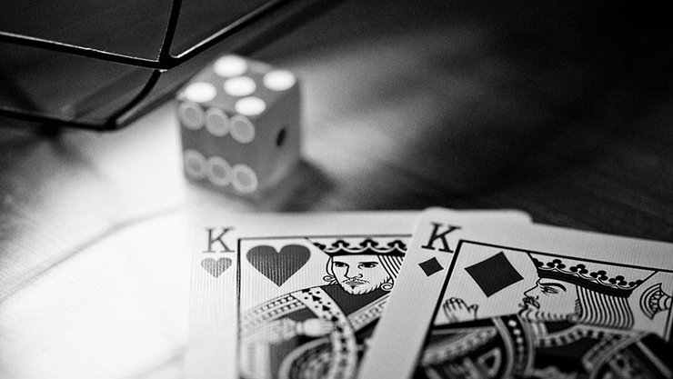 Rounders, cartes à jouer noires