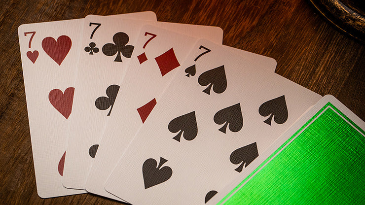 NOC, Green Cartes à jouer de la collection Luxury par Riffle Shuffle x The House of Playing Cards*