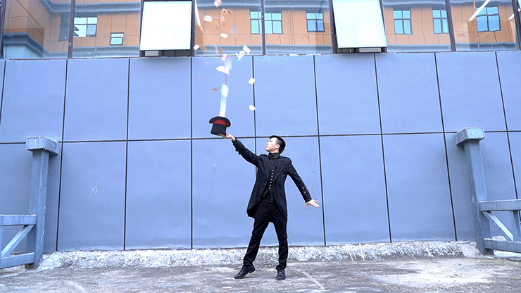 THE ROCKET Card Fountain RIGHT HANDED (Wireless Remote Version) by Bond Lee - Trick