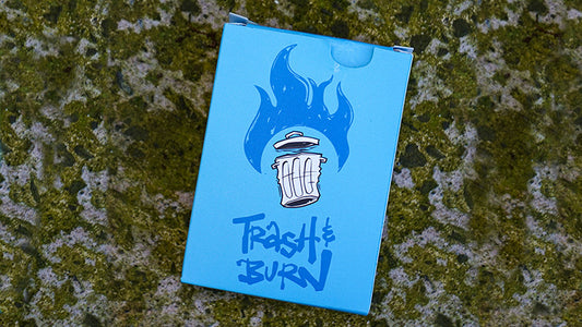 Trash &amp; Burn, cartes à jouer bleues par Howlin' Jacks*