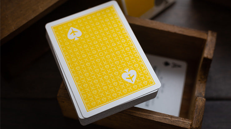 Édition Lounge en Taxiway Yellow par Jetsetter Playing Cards*