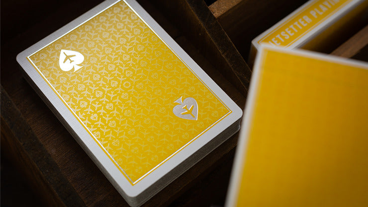 Salon en édition limitée en taxiway jaune par Jetsetter Playing Cards*