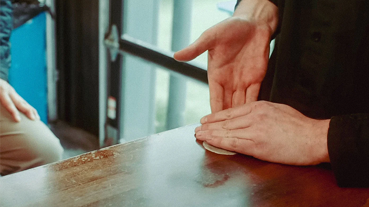 Liquid Spectrum by Tobias Dostal