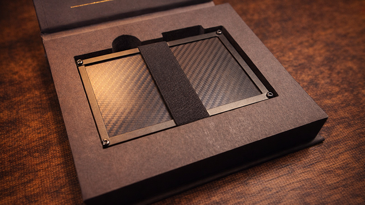 Castle Wallet by Simon Lipkin