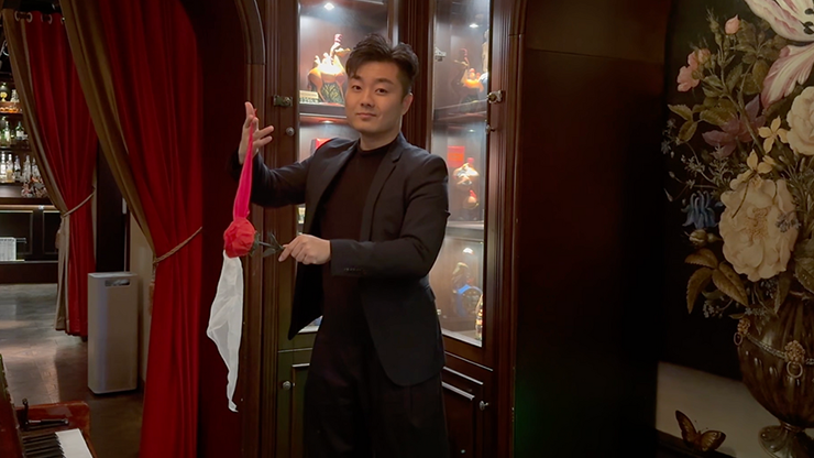 Fantasy Rose by Leon, Bond Lee & MS Magic