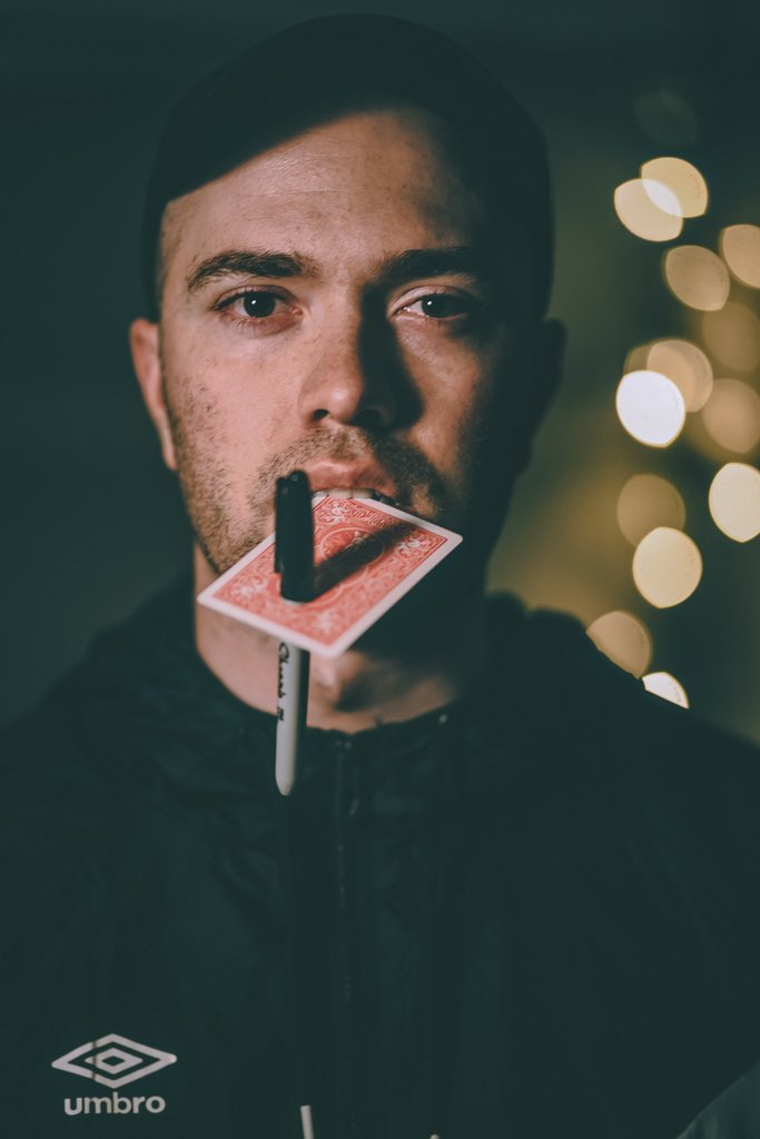 Quantique par Calen Morelli, Théorie 11