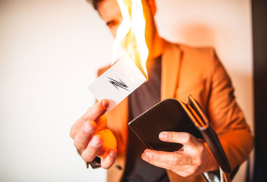 Portefeuille PYRO par Adam Wilber &amp; Ellusionist 